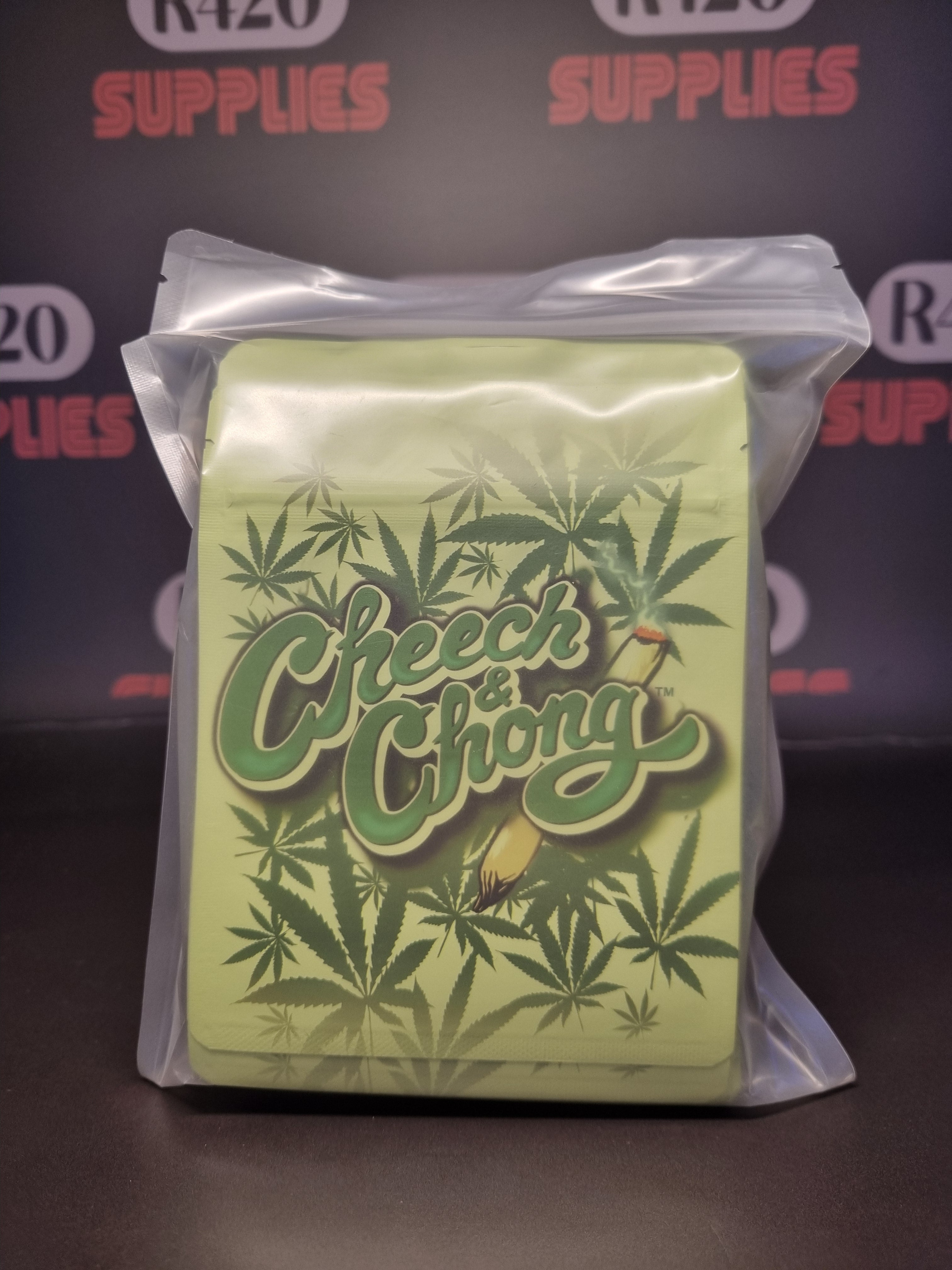 Mylar Smellproof Bag - Cheech & Chong Leaves - 10x12cm (50)