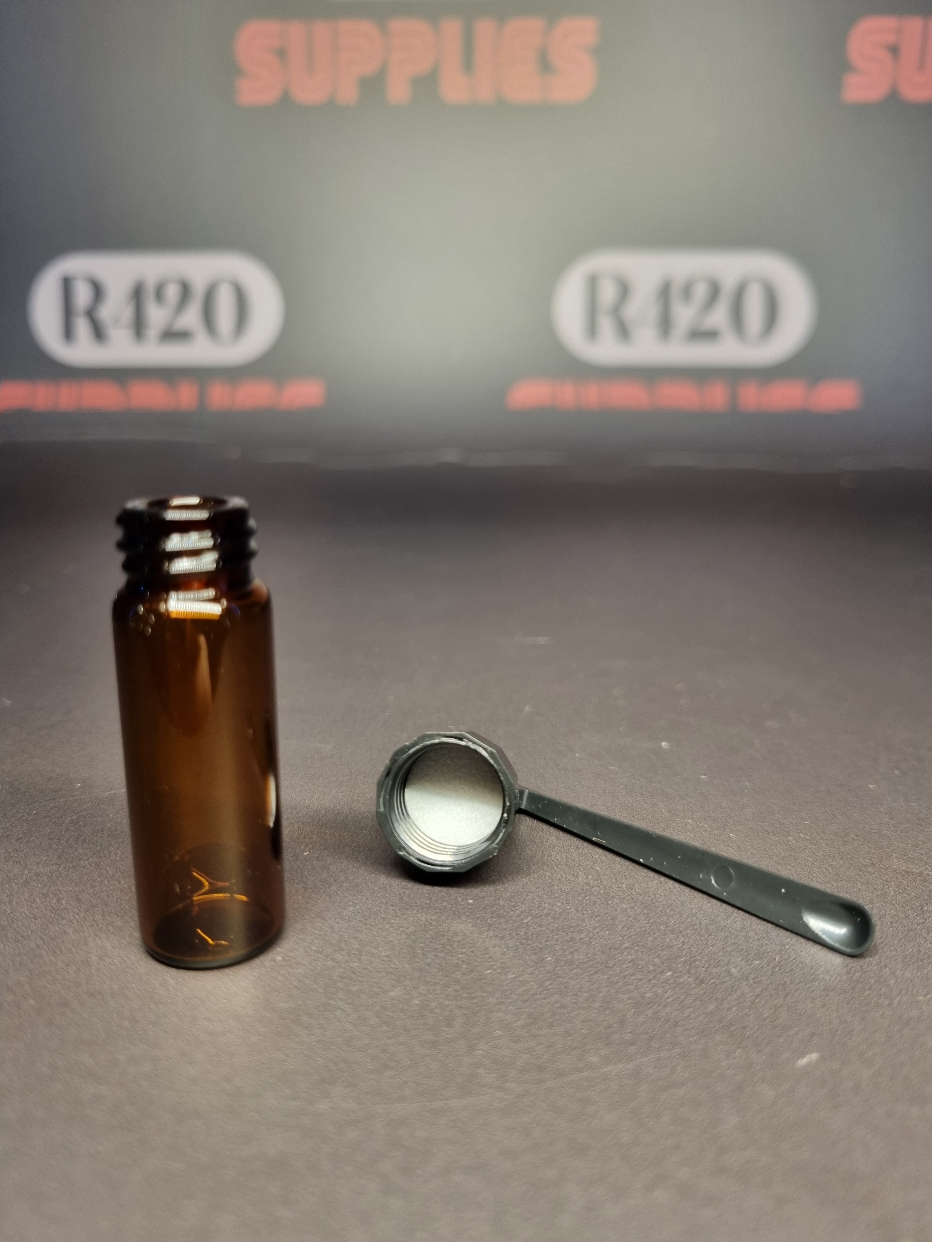 Amber Glass Vial with Screw Cap and Spoon 40mm