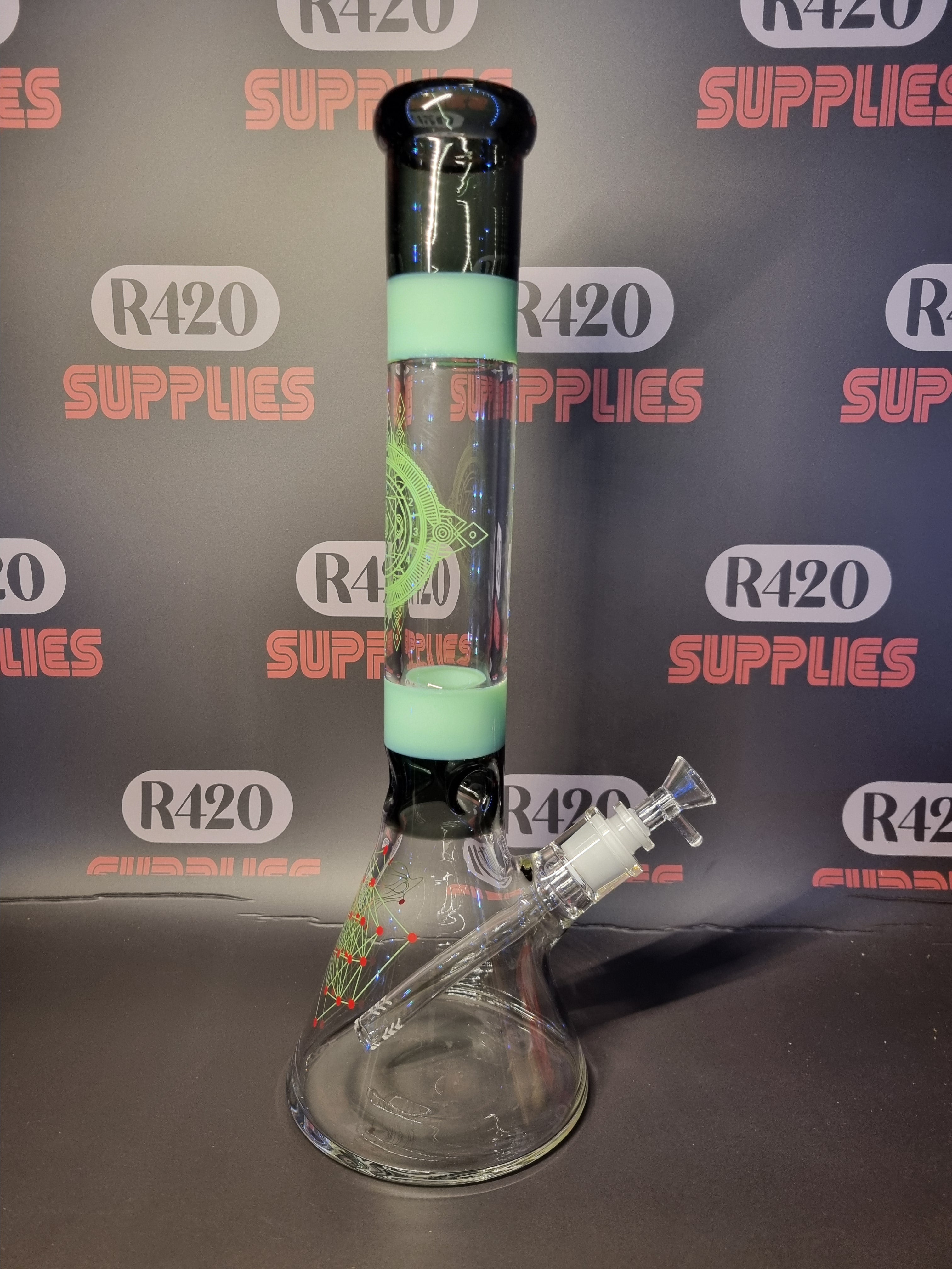 Green and Black Mixed Geometric Design Bong - H:41cm - Ø:50mm SG:18.8mm - 7mm thickness