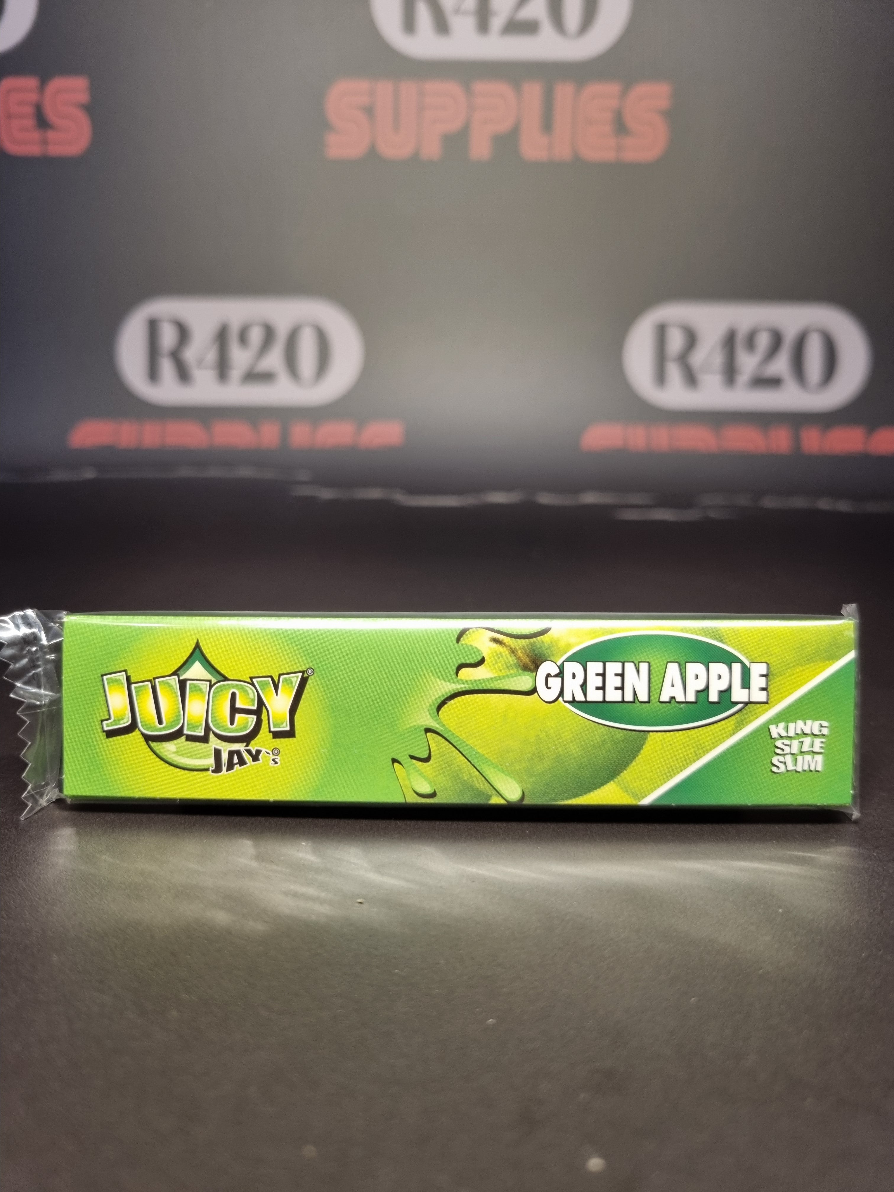 Juicy Jay's Kingsize Slim Flavoured Skins - Apple