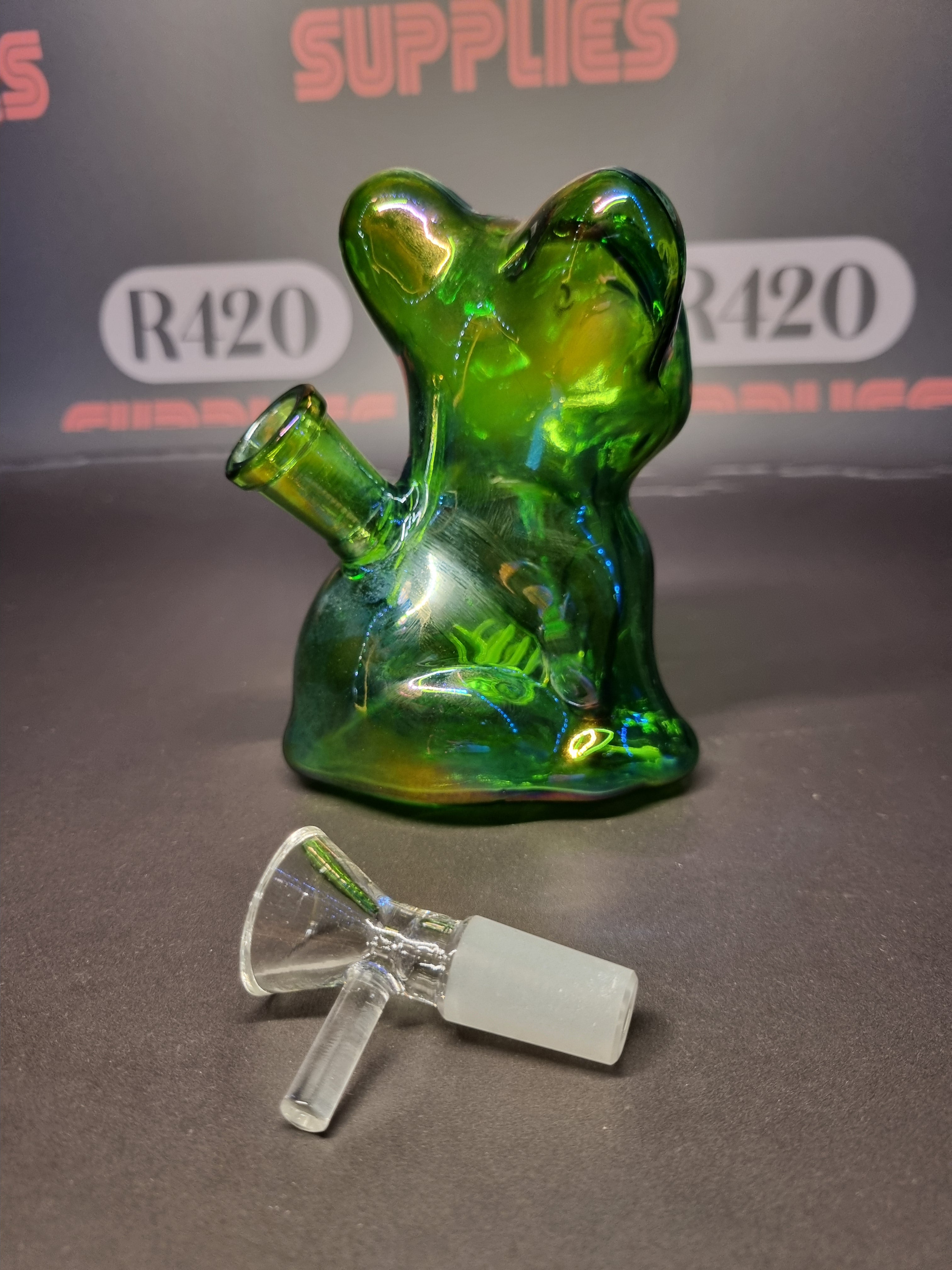 Frenchie Glass Bong -11cm - Green