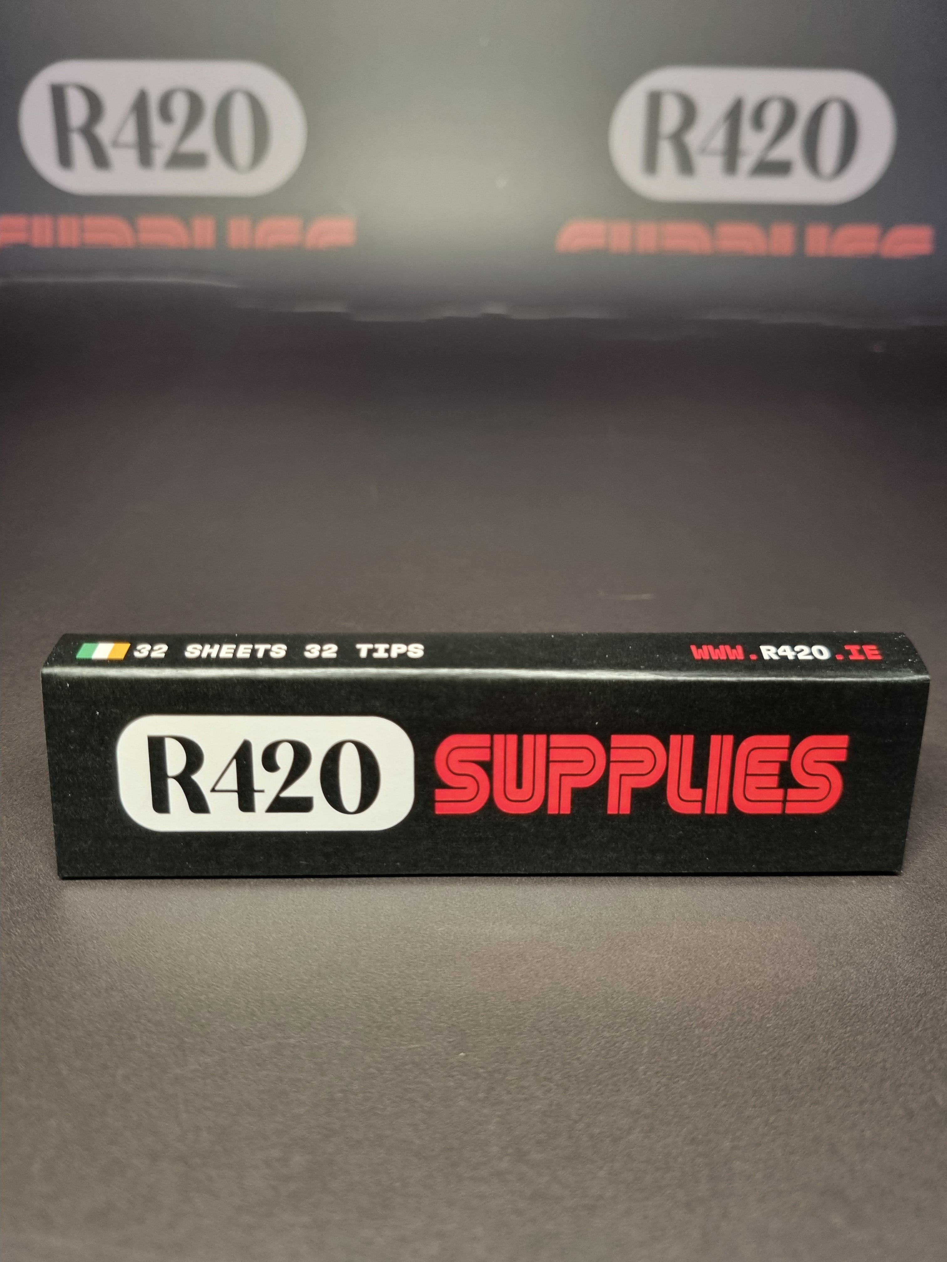 R420 Rolling Papers - Kingsize Slim + Tips - Unbleached (Brown)