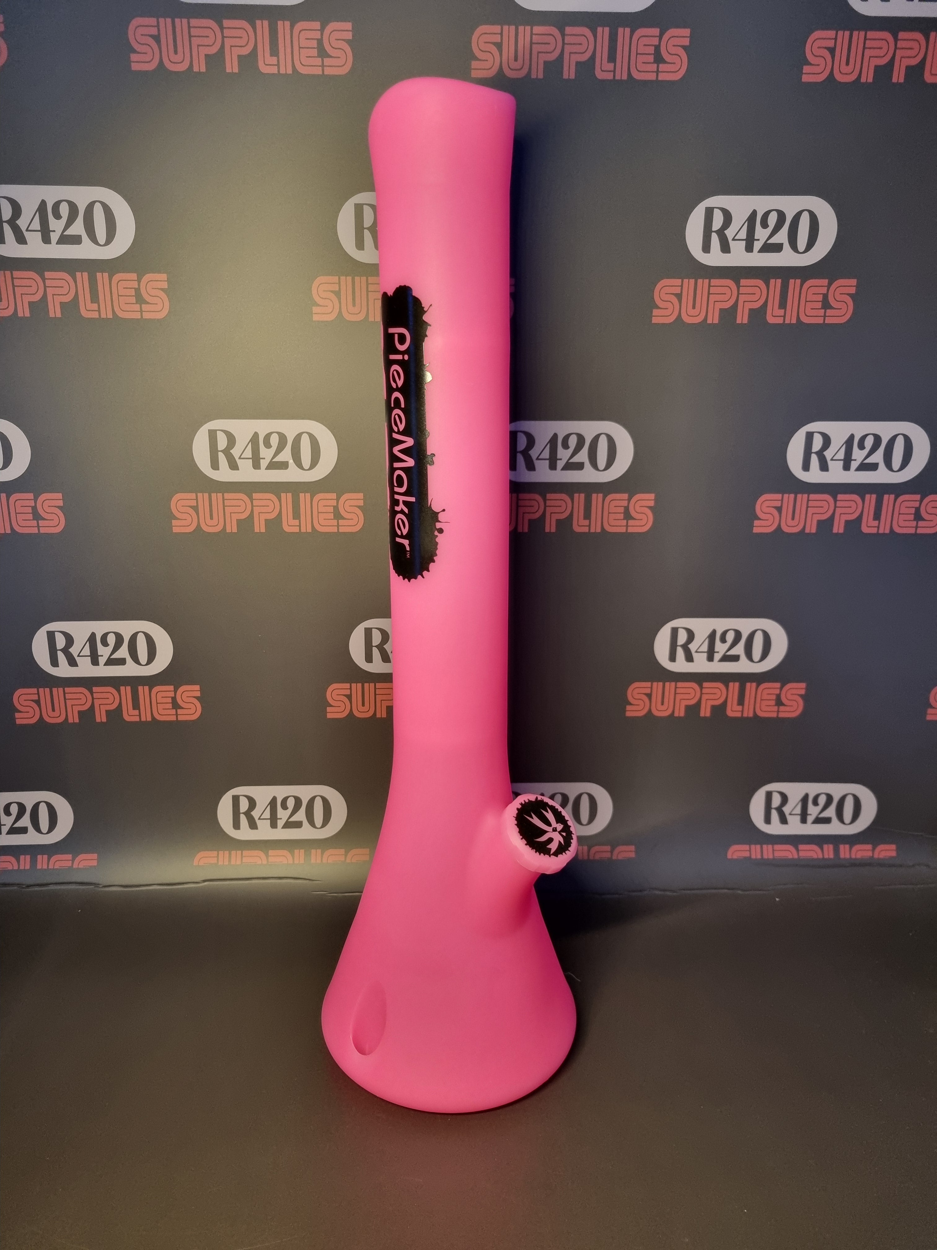 PieceMaker "Kahuna" Miss Pinky Glow - Silicone Bong - 55cm (Ø66mm)