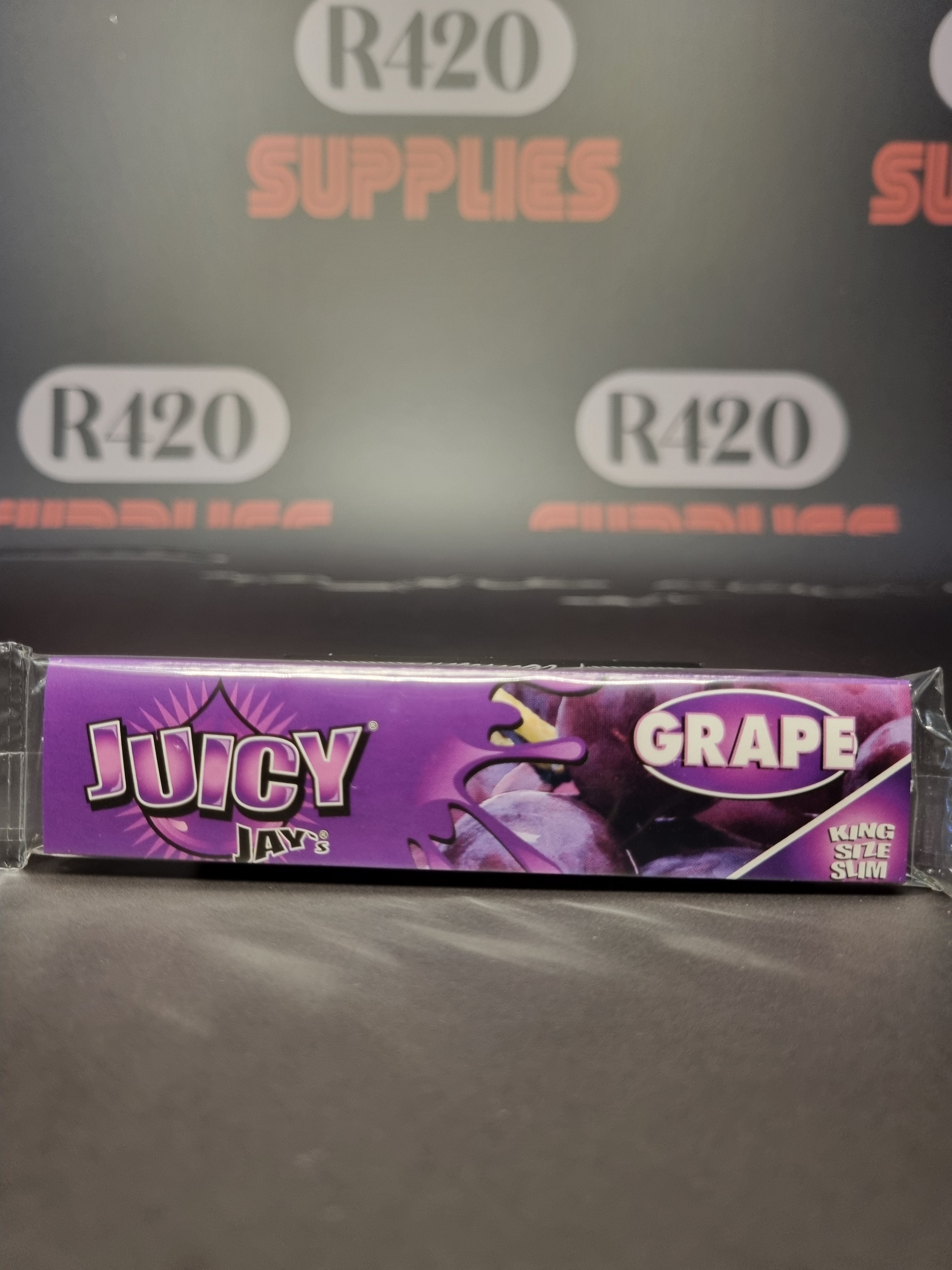 Juicy Jay's Kingsize Slim Flavoured Skins - Grape