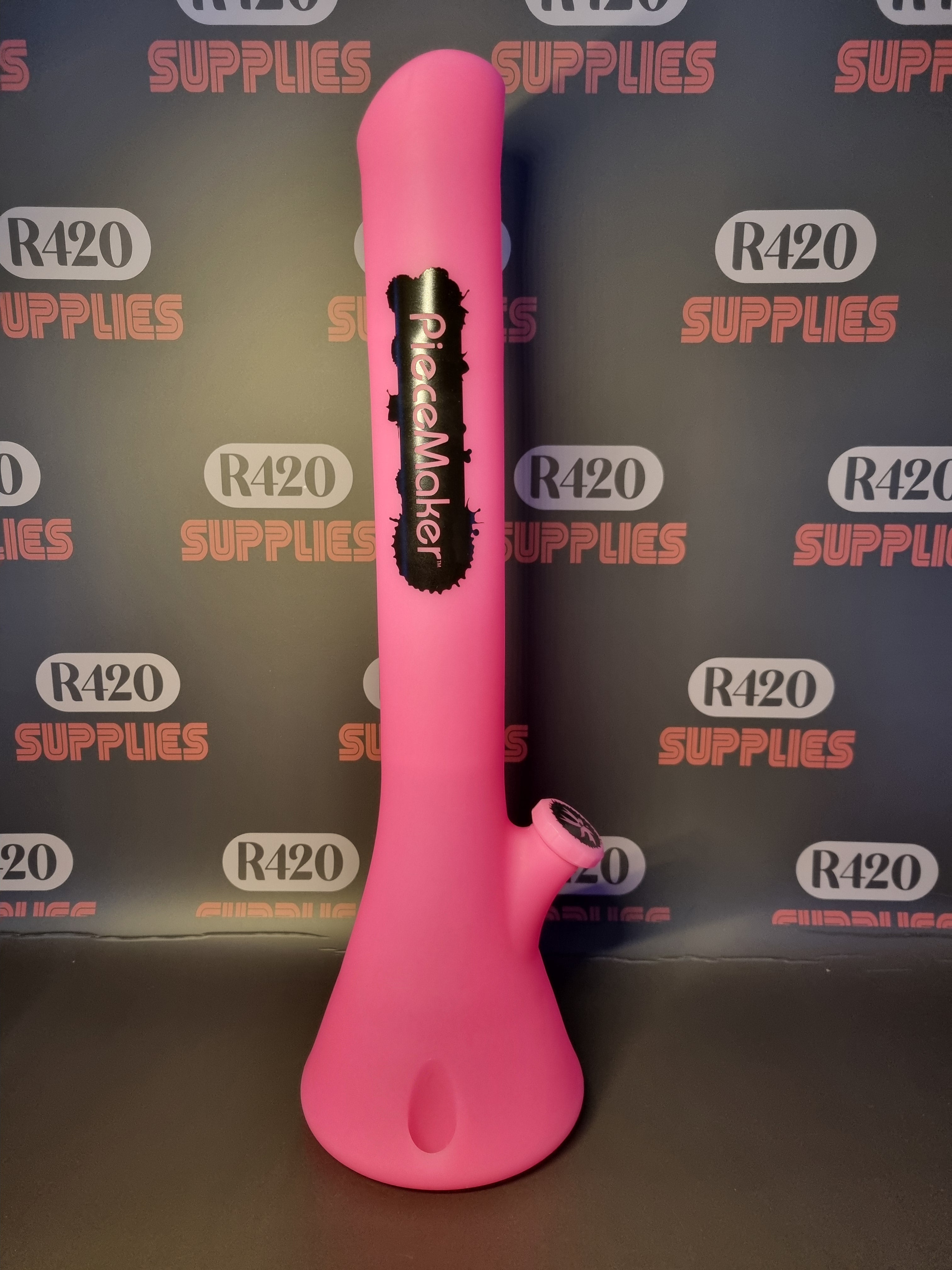 PieceMaker "Kahuna" Miss Pinky Glow - Silicone Bong - 55cm (Ø66mm)