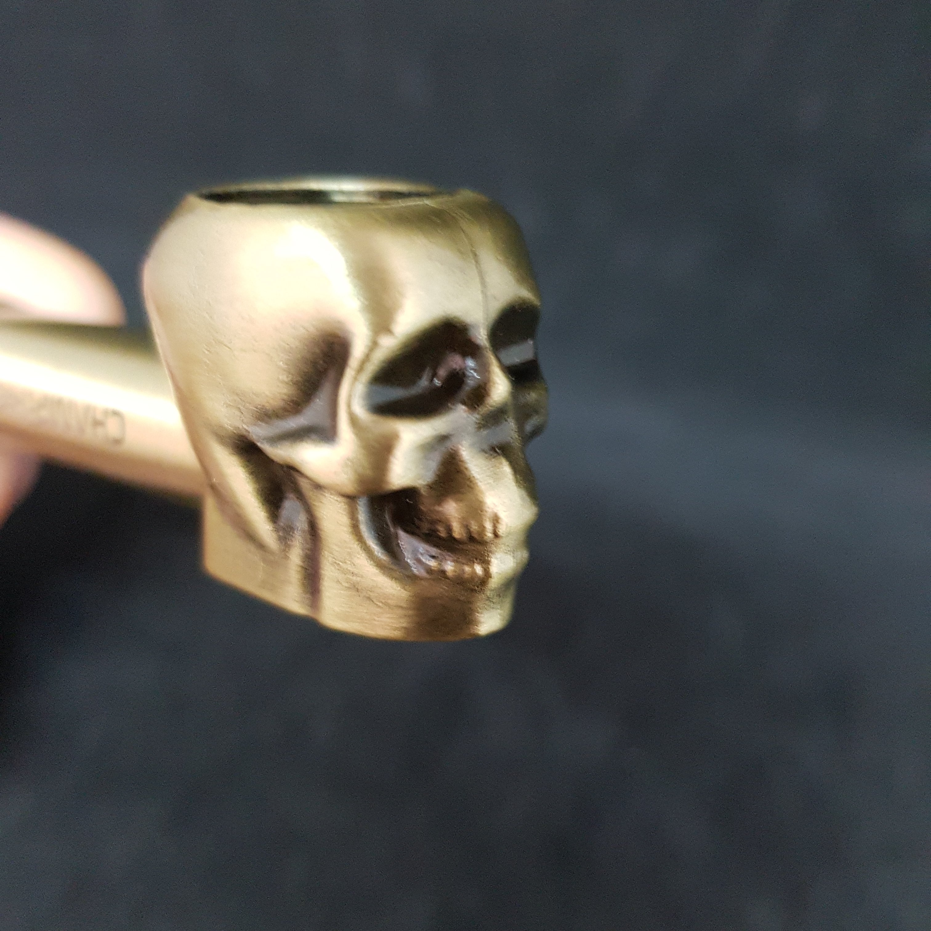 Skull Head Metal Pipes