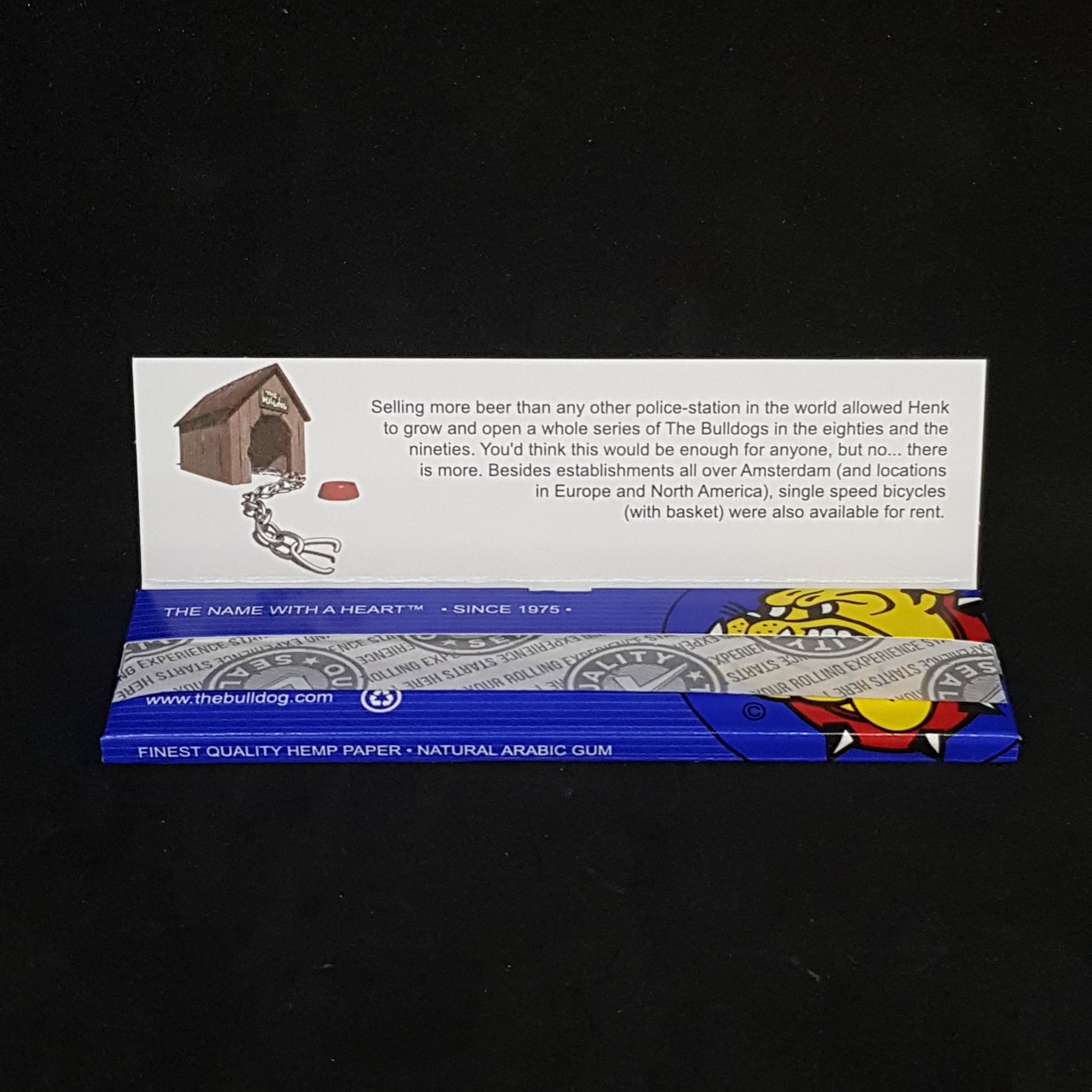 The Bulldog Blue Rolling Papers - Kingsize Regular