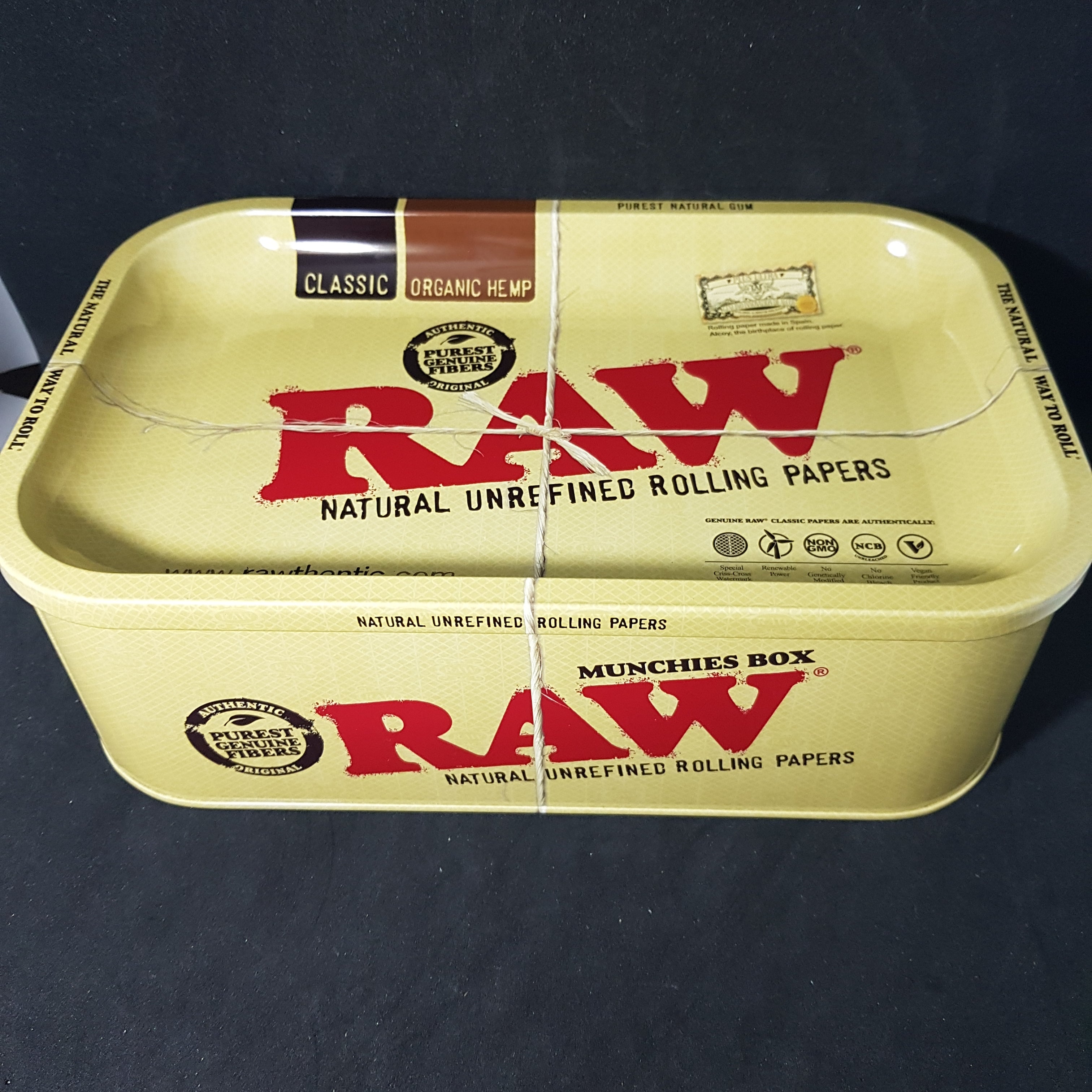 RAW Munches Box