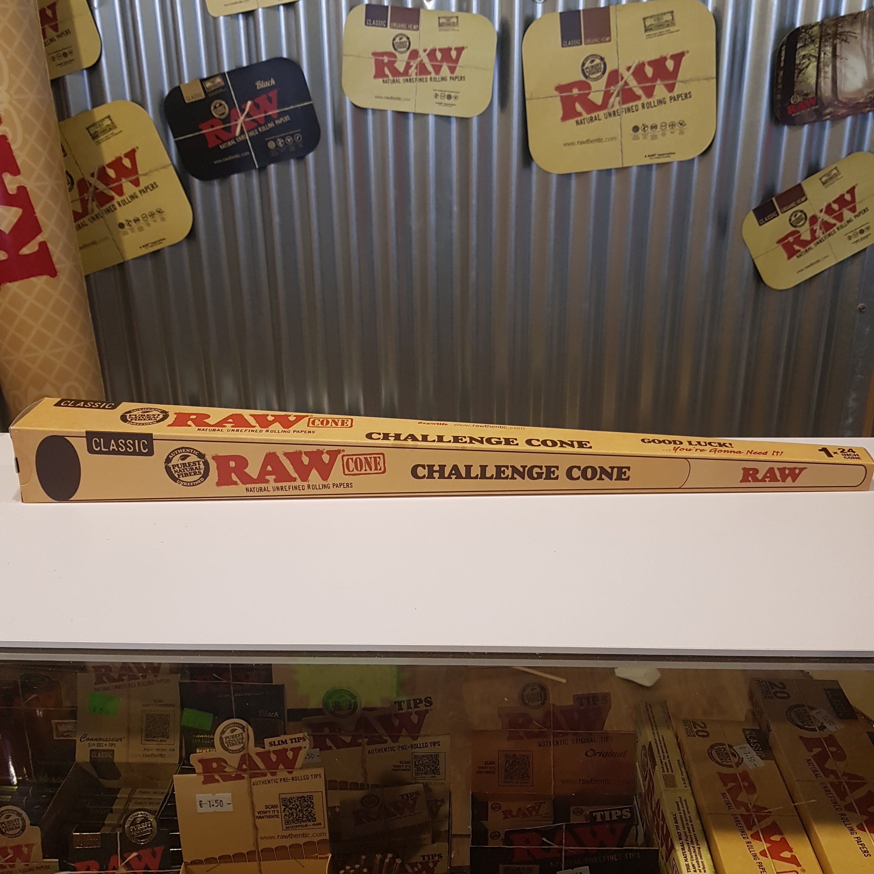 RAW Challenge Cone - 24"