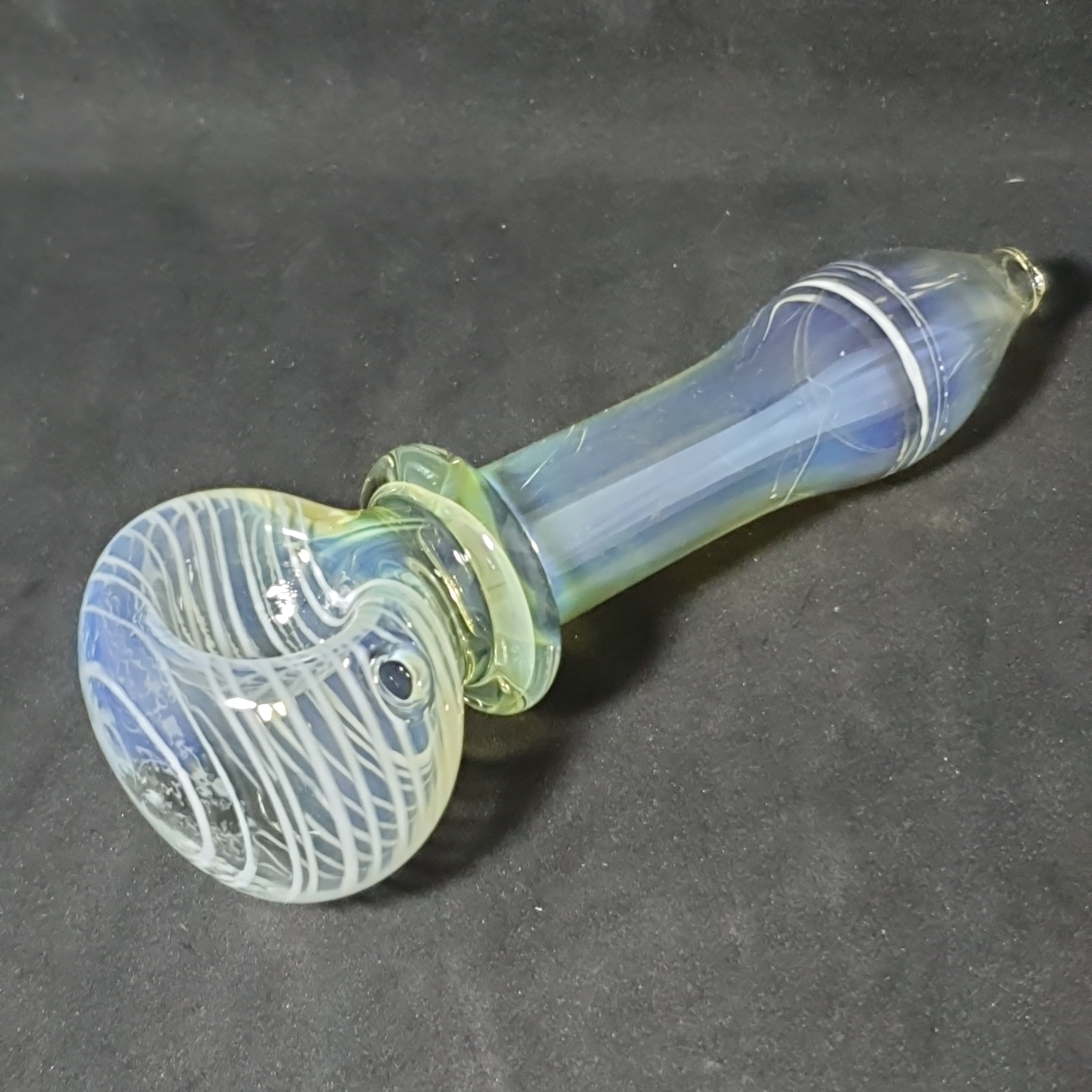 Glass Pipe - 12cm - Green Frames