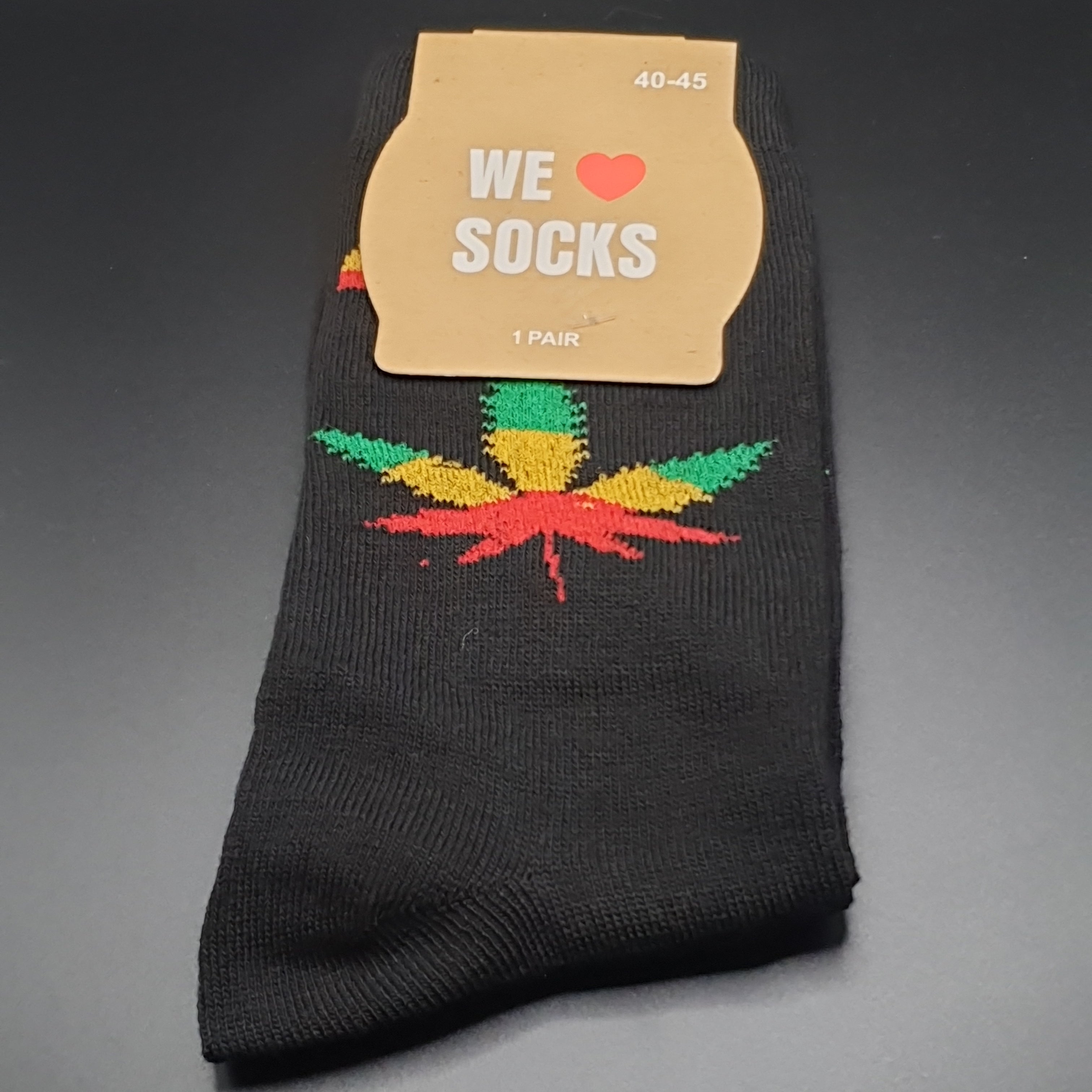 LONG SOCKS-SIZE(40-45) - Black with Rasta Leaf